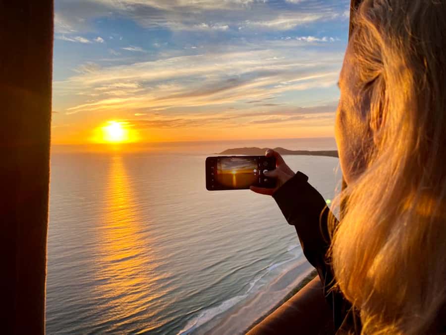 Byron Bay: Sunrise Hot Air Balloon Flight with Breakfast - Inflating the balloon: your first look at the colors