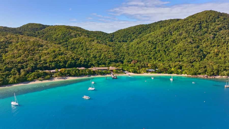 Cairns: 2-Day Barrier Reef Pontoon & Fitzroy Island Tour - FAQ