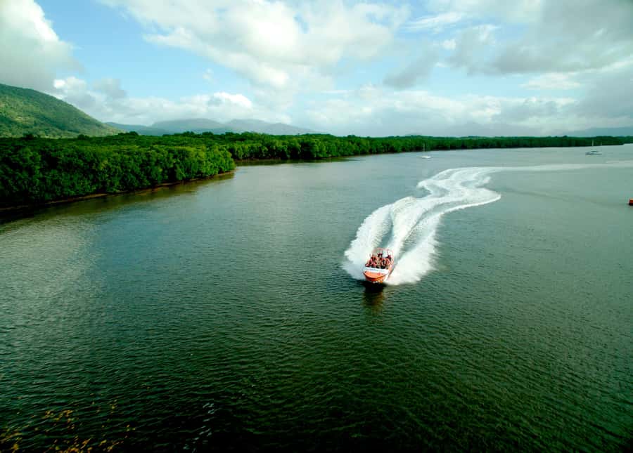 Cairns: 35-Minute Jet Boating Ride - The 35 Minutes: Spins, Slides, Stunts, and the Trinity Inlet Buzz