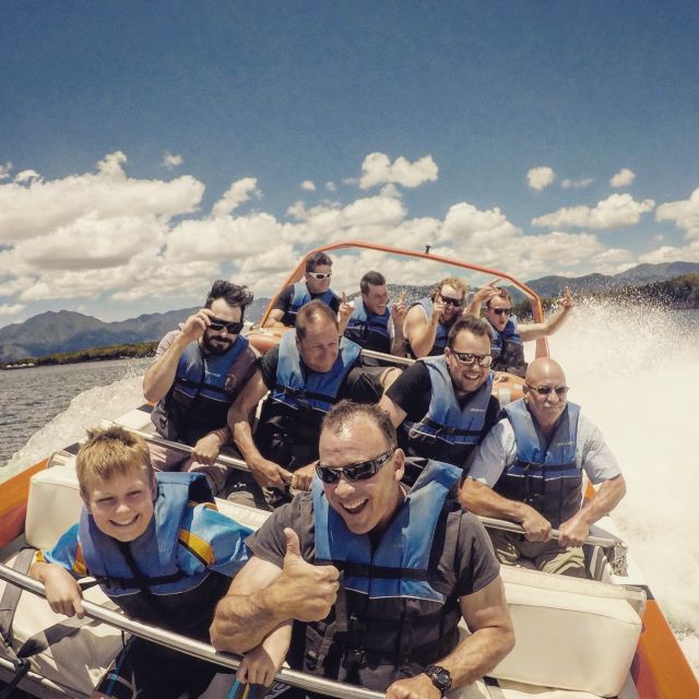 Cairns: 35-Minute Jet Boating Ride - Practical Tips to Stay Comfortable: Sun-Safe Clothes, Lockers, and Quick Prep