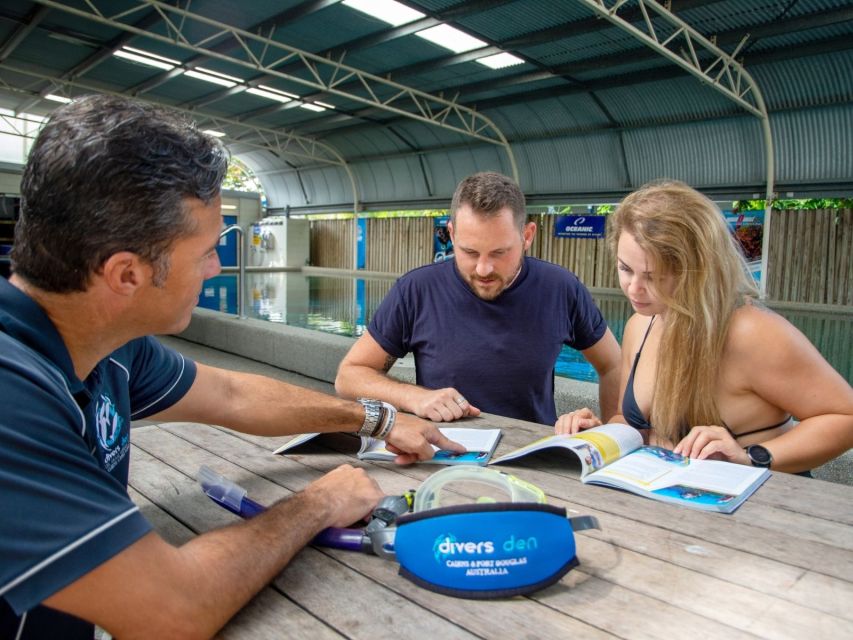 Cairns: 4-Day PADI Open Water Course - What the best instructors do: patience, clarity, and safety signals