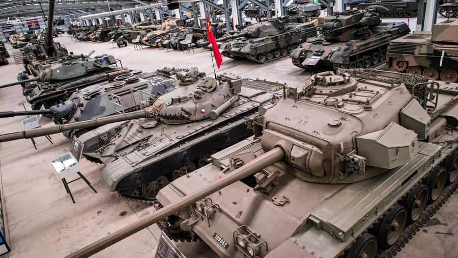 Cairns: Australian Armour & Artillery Museum with Transfers - Inside the museum: what you’ll actually see on your walking route