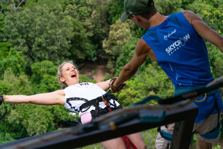 Cairns: Bungy Jump - The 1-hour safety briefing: when nerves should get useful