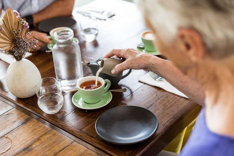 Cairns: Cairns City Sights & Surrounds Half Day Tour - Devonshire tea in Edge Hill: A real break, not a snack