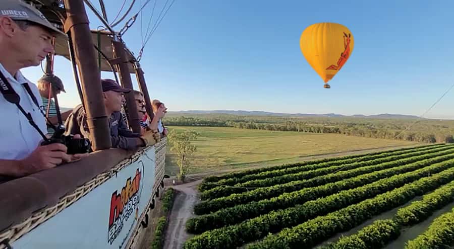 Cairns: Hot Air Balloon Flight with Transfers - Price and value: what $350 gets you beyond the flight
