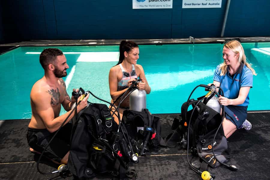 Cairns: Pro Dive 5 Day Learn to Dive Great Barrier Reef - Night underwater session: exciting, structured, and not just for thrill-seekers