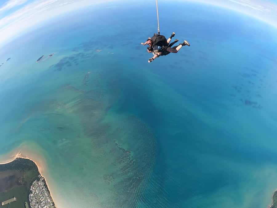 Cairns: Tandem Skydive - Cairns To The Jump Zone: Timing, Transfers, And A 4–6 Hour Day