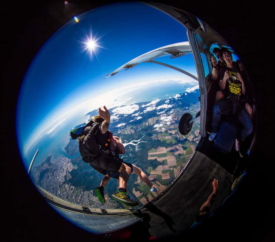 Cairns: Tandem Skydive Experience - The Exit and Freefall: Up to 60 Seconds of Pure Speed