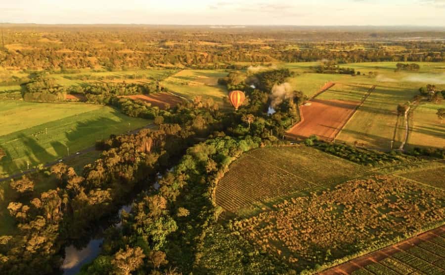 Camden Valley: Sunrise Hot Air Balloon Flight With Breakfast - Inflation time: when you finally understand how it works