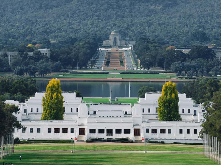 Canberra: City Highlights Day Tour with Entrance Fees - Key moments worth marking in your day