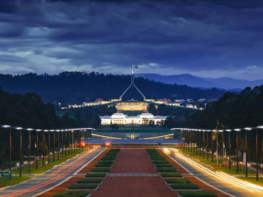 Canberra: City Highlights Day Tour with Entrance Fees - The real value of this $133 price: what you get for a full 8 hours