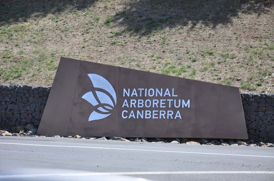 Canberra: Guided Tour of Floriade Festival with Transfers - Timing a 7-hour day without feeling rushed