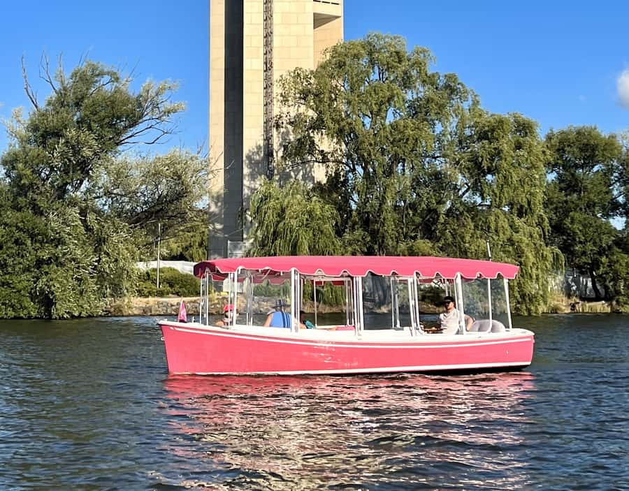Canberra: Lake Burley Griffin Self-Drive Electric Boat - Captain Your Own Electric Boat on Lake Burley Griffin