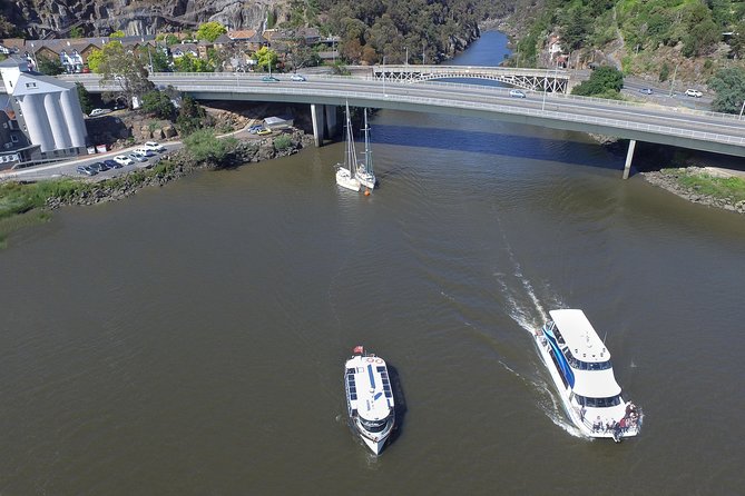 Cataract Gorge Cruise 10:30 am - From Home Point Parade to the Tamar River cruise route
