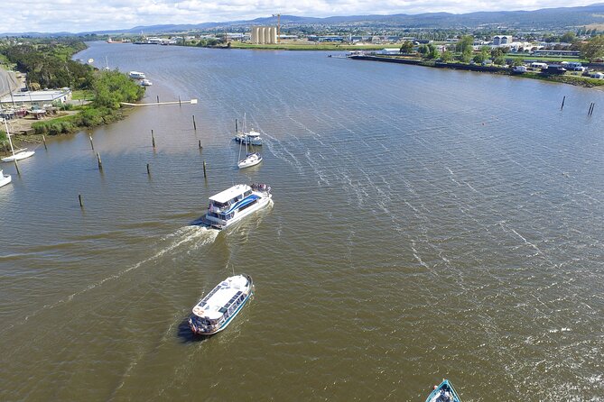 Cataract Gorge Cruise 10:30 am - What you learn as you cruise the gorge section