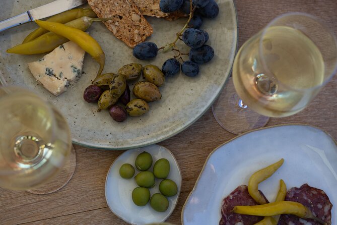 Cheese + Chill - Pairing the Cheeseboard: How to Get More Fun From Every Bite