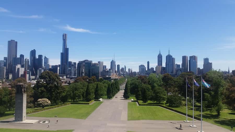Classic Melbourne Bike tour - Getting Your Bearings: Why Melbourne Looks Different by Bike
