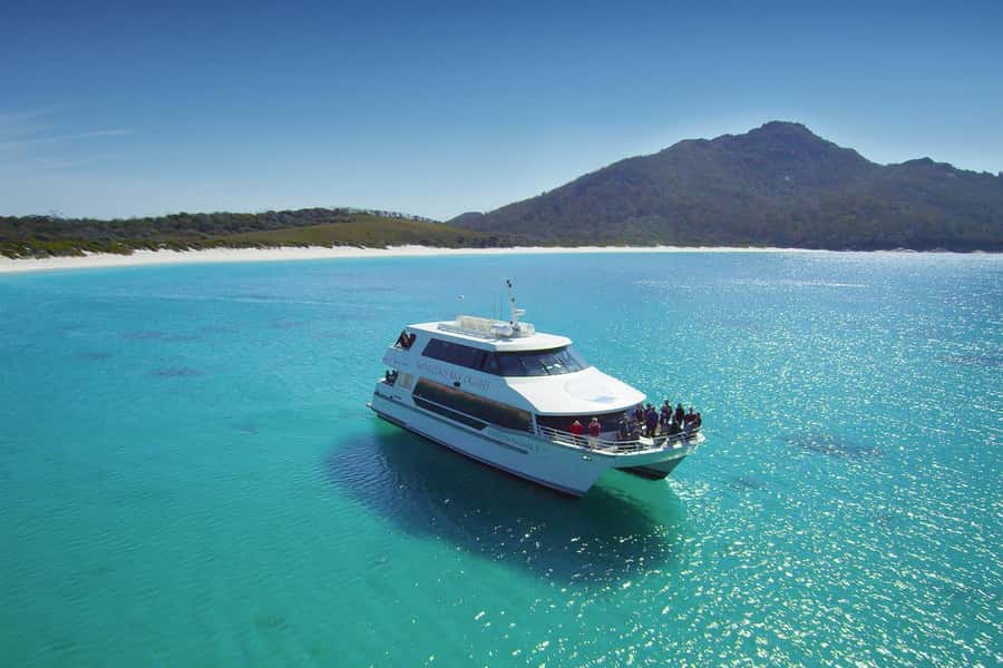 Coles Bay: Wineglass Bay Adults-Only Cruise with Lunch - Setting Sail for Wineglass Bay From Coles Bay