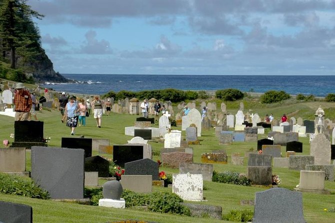 Convict Kingston Tour - Norfolk Island Cemetery: the prettiest stop with the darkest stories