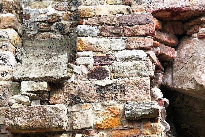 Convicts and The Rocks: Sydney's Walking Tour Led by Historian - The Rocks streets: convict, sailor, and street-gang stories in motion