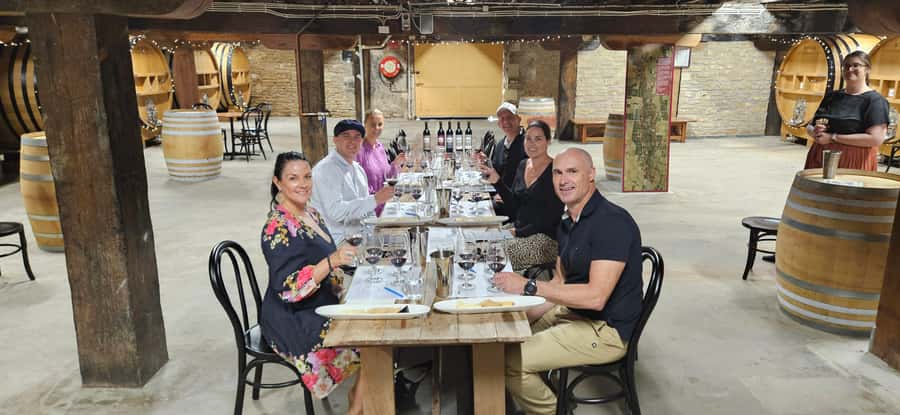 Coonawarra Highlights Wine Tour With Lunch - Key highlights at a glance