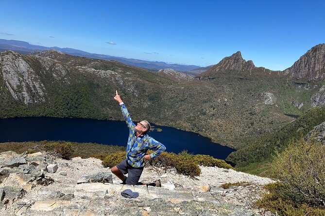 Cradle Mountain OMG! Hobart to Cradle Active Day Trip - The comfortable ride: private transport plus phone charging