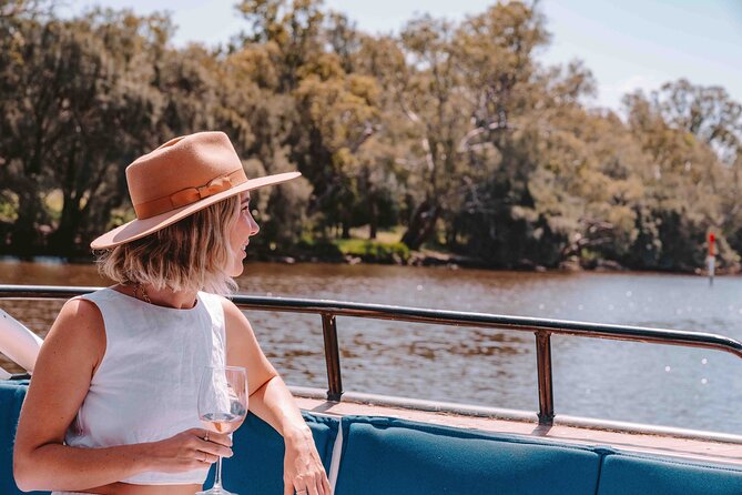 Cruising the Swan Tour - Sandalford Wines: your first tasting sets the tone