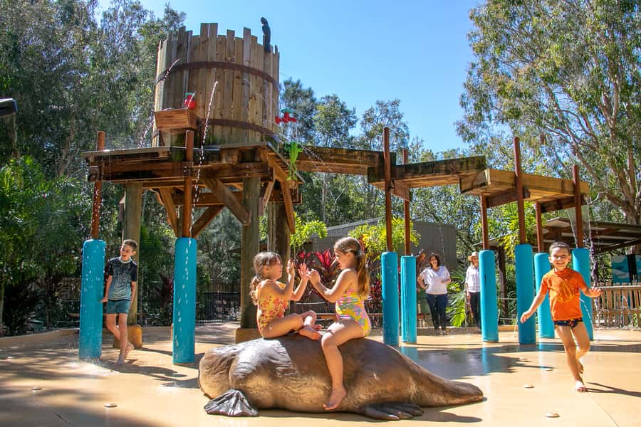 Currumbin Wildlife Sanctuary Entry Ticket - Food, picnic plans, and where your day can get pricey