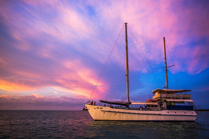 Darwin City Sightseeing Tour - East Point Military Precinct and the WWII echoes in the route
