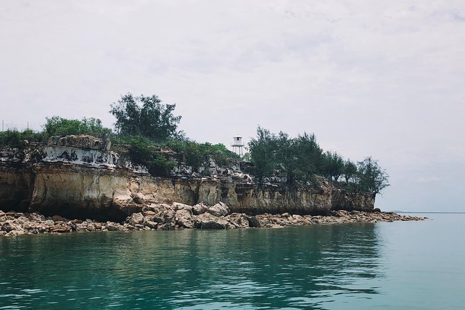 Darwin Combo: The Bombing of Darwin Experience & Darwin Harbour Cruise - Family-Friendly Darwin Without the Stress