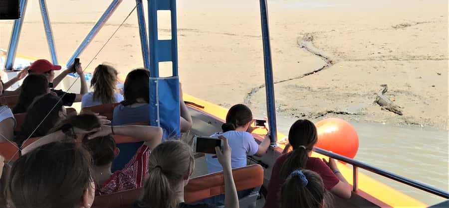 Darwin Harbour Cruise - Darwin Harbour from the water: short ride, big payoff