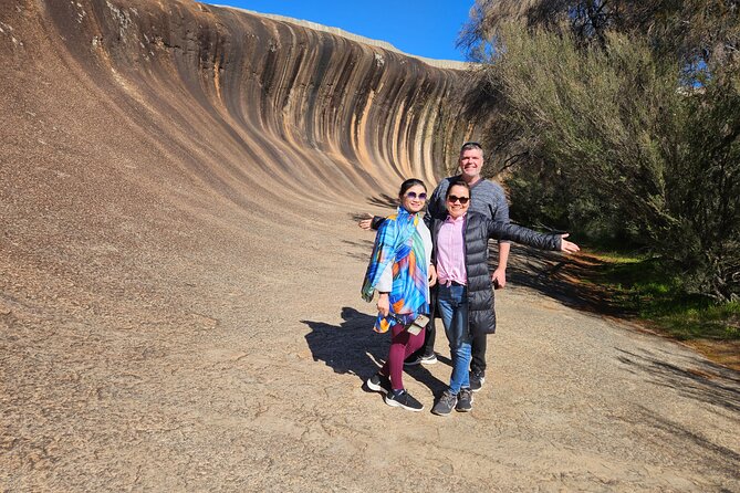 Day Tour in Wave Rock and Mulka's Cave - Hippo’s Yawn: A Weird Natural Shape You’ll Want to See Up Close