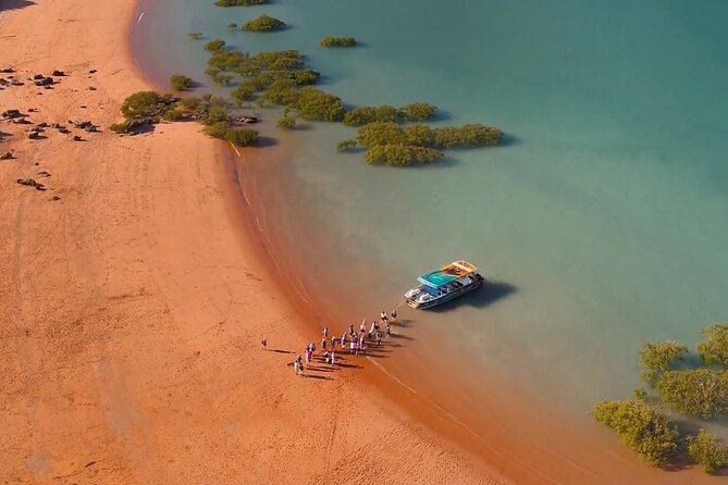 DINOSAUR ADVENTURE CRUISE - With Beachside Tapas and Cocktails - Roebuck Bay: stepping into 120-million-year-old footsteps