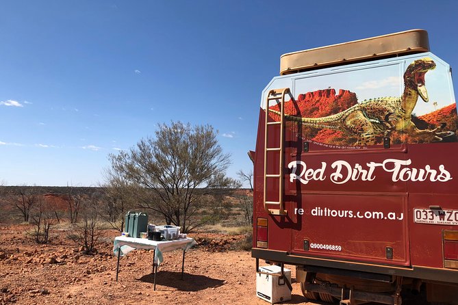 Dinosaur Stampede 3/4 Day Tour from Winton - How much is it really worth at $136.28?