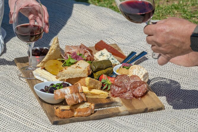 Discover McLaren Vale on eBikes - Full Day - How good route guidance changes the whole day