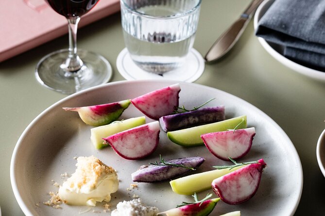 Discovery Tasting and Lunch - Rowlee Dining and Bar lunch: set menu comfort with wine built in