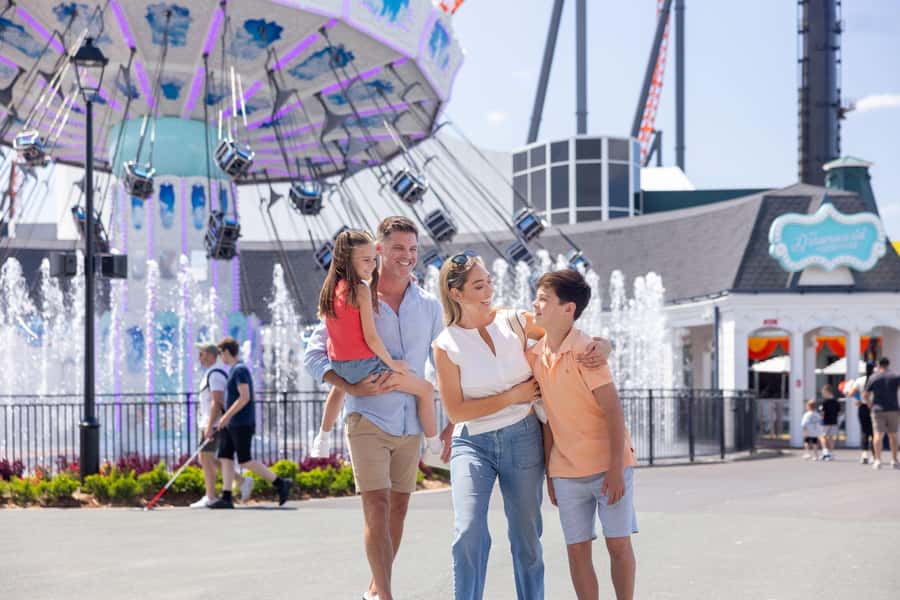 Dreamworld, WhiteWater World & SkyPoint 3-Day Ticket - WhiteWater World: slides, splash zones, and a cool-down plan
