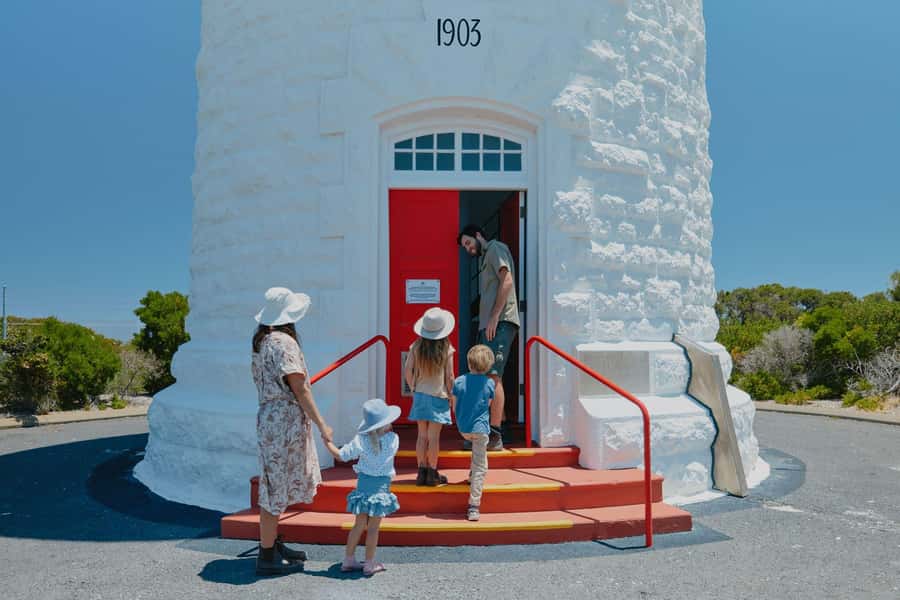 Dunsborough: Cape Naturaliste Lighthouse Guided Tour - Quick hits before you go