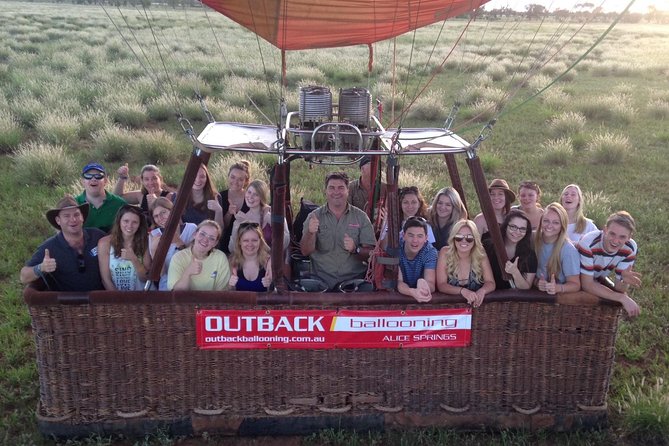Early Morning Ballooning in Alice Springs - Landing snacks, balloon pack-up, and the champagne tradition