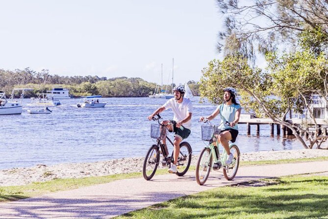 eBike Noosa Sightseeing Tour - New! - Lake Doonella: shaded paths, birds, and that slow-water feeling
