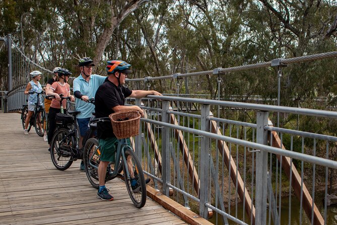 Echuca Guided E-Bike Cycling Tour - Meet at Murray Esplanade and Keep the Day Simple