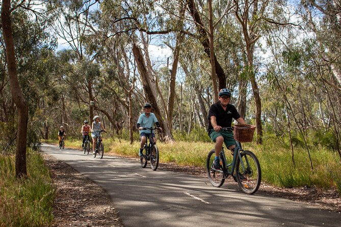 Echuca Guided E-Bike Cycling Tour - What You Learn Along the Way (History Without the Boring Part)