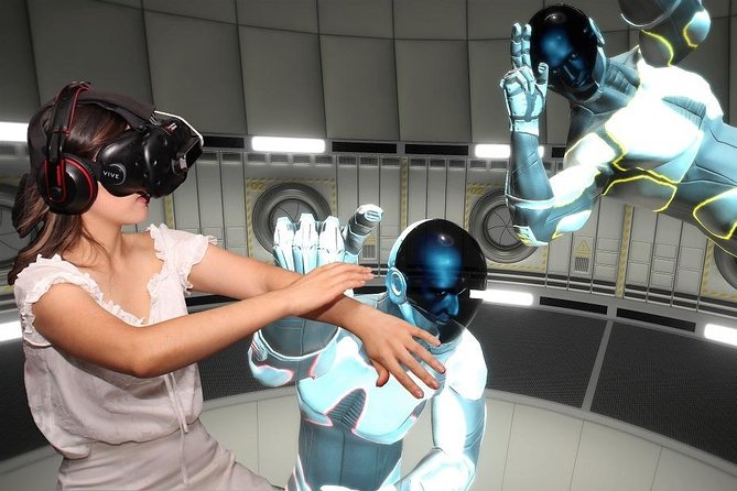 Entermission Sydney 60min Virtual Reality Escape Rooms - The Private Room Setup for 2–6 People (Why Groups Usually Have a Better Time)