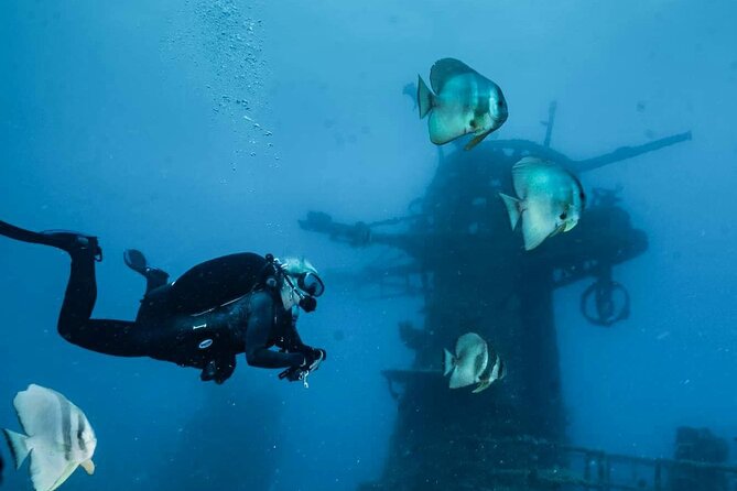 Ex- HMAS Swan Wreck Double Boat Dive - Morning logistics: the 8:00am start from Quindalup