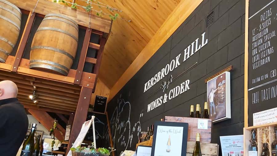 Explore Barossa & Hahndorf (Incl 2 wineries & lunch) - The Hahndorf hour: what free time gets you (and what it doesn’t)