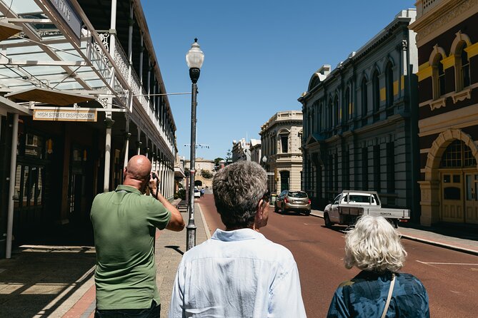 Fremantle - Convicts, Culture & Street Art - The Fremantle Round House: oldest building, first-prison story