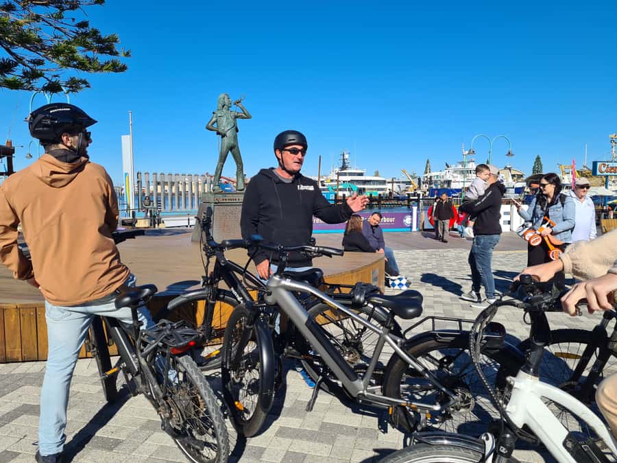 Fremantle: Historic Electric Bike Tour - Pedaling From the Port of Fremantle to the Waterfront Bike Lane