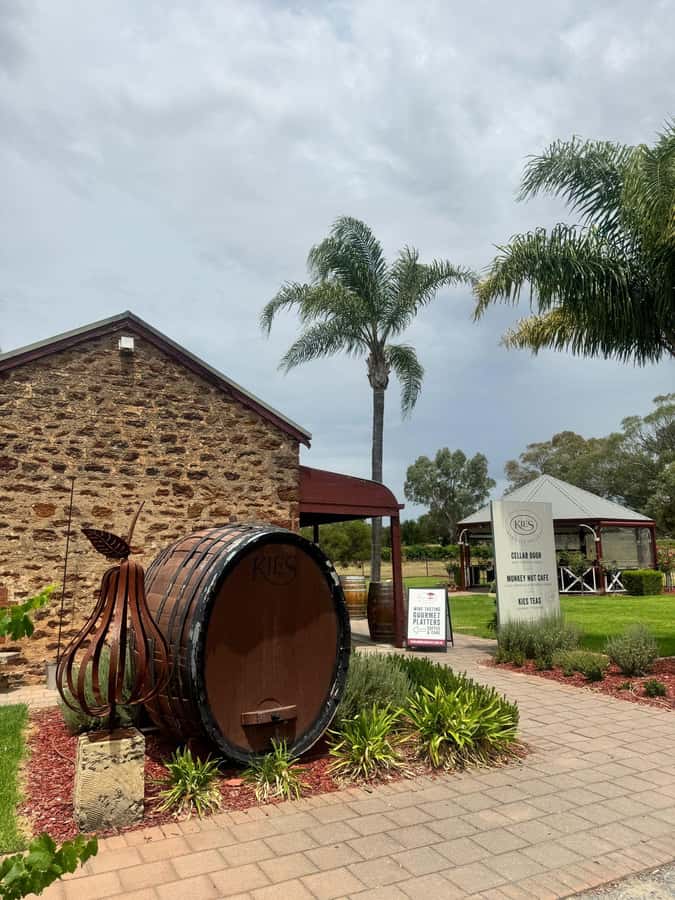 From Adelaide: Barossa Valley Food and Wine Tour - Optional Barossa Chocolate Factory: for sweet-tooths and last-minute requests