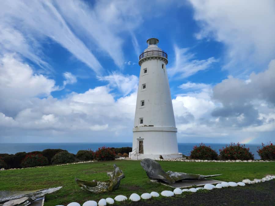 From Adelaide: Premium 2-Day Kangaroo Island Minibus Tour - False Cape Wines and Emu Ridge eucalyptus: local tastings you can actually enjoy