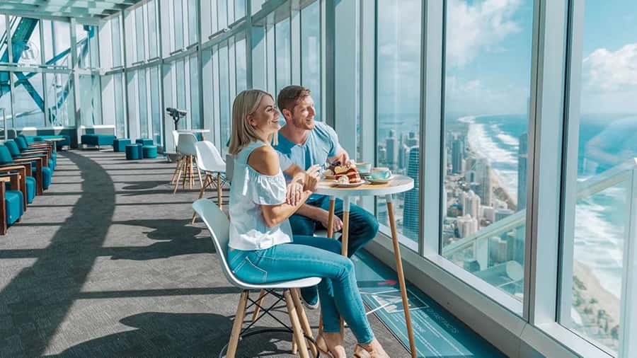 From Brisbane: Gold Coast Day Tour with Lunch - SkyPoint Observation Deck lunch: 360° views that make the day click